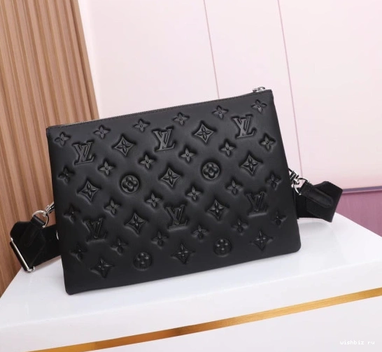 WIS LOUIS VUITTON PM COUSSIN 0125